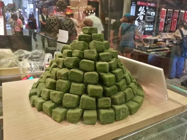 Jak jeść mochi: najlepsze sposoby i sekrety przyjemności z jedzenia Jak jeść mochi: najlepsze sposoby i sekrety przyjemności z jedzenia