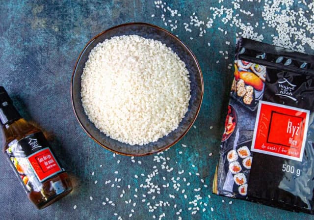 Ile ryżu do sushi na 2 osoby? Oto idealna ilość dla smaku Ile ryżu do sushi na 2 osoby? Oto idealna ilość dla smaku